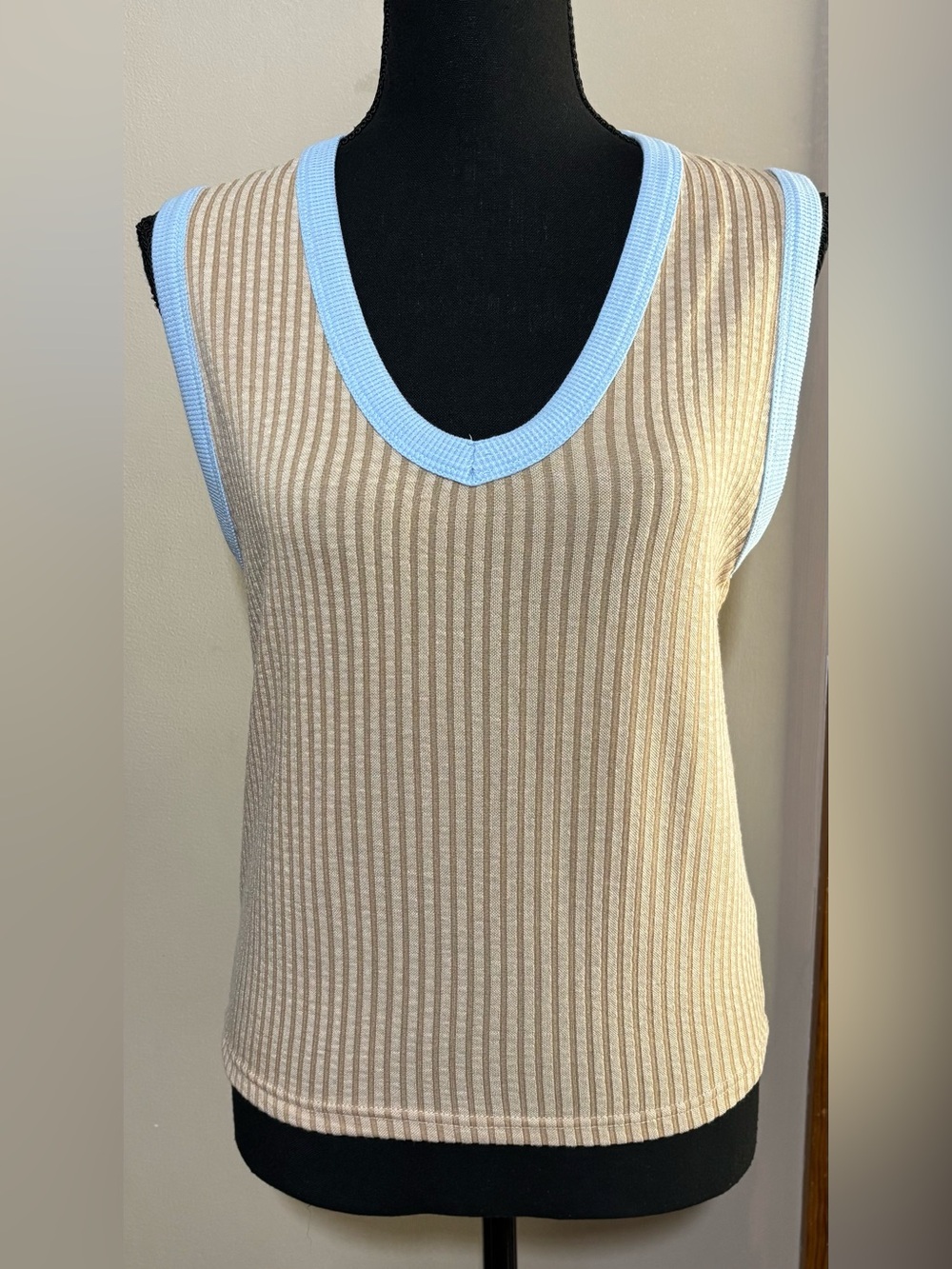 Ribbed tank top. Tan with light blue trim. Size S. NWT.